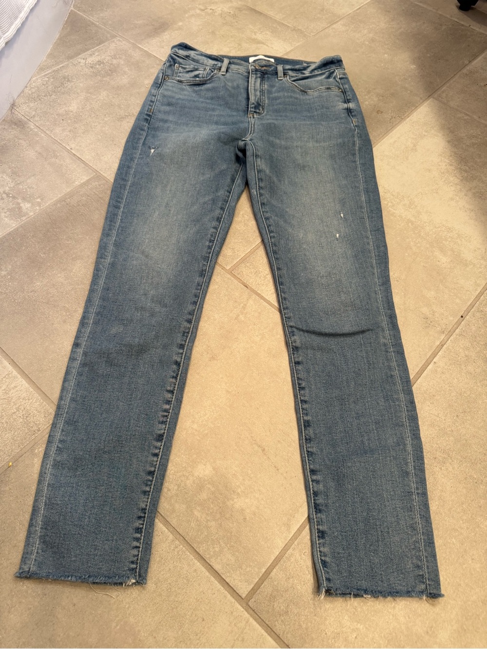 LOFT Modern Skinny Jeans Size 27 | Raw Hem | Medium Wash | Like-New Condition